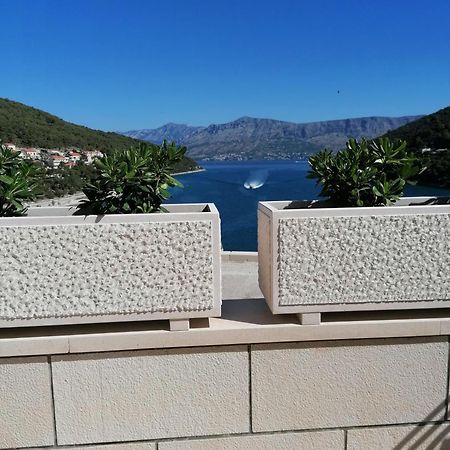 Apartman Ruzica Pucisca Bagian luar foto
