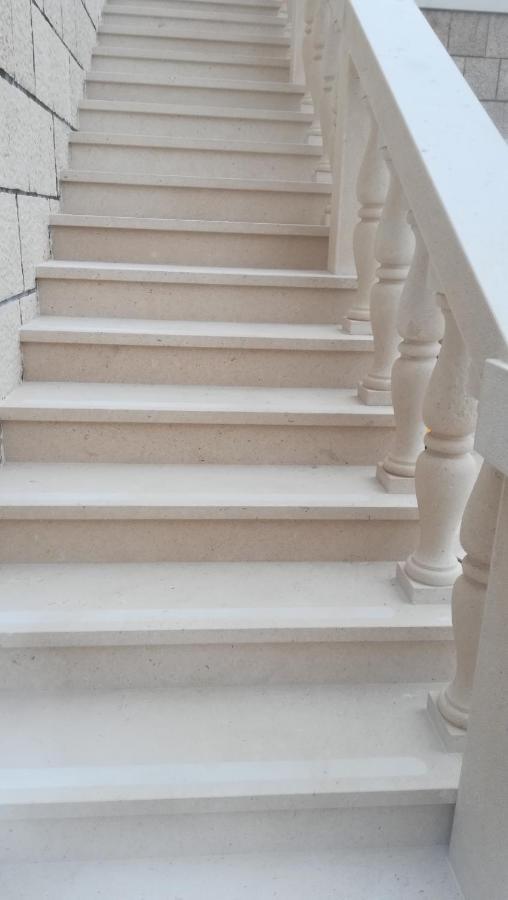 Apartman Ruzica Pucisca Bagian luar foto
