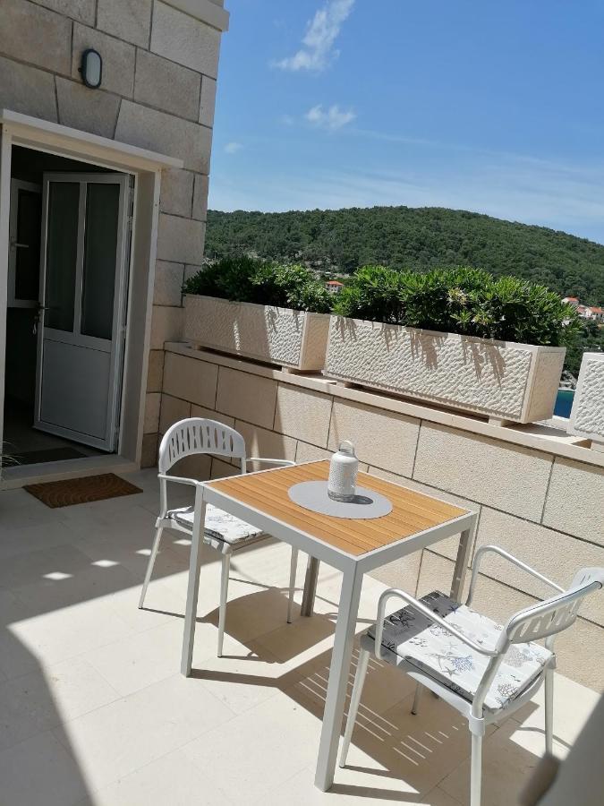 Apartman Ruzica Pucisca Bagian luar foto